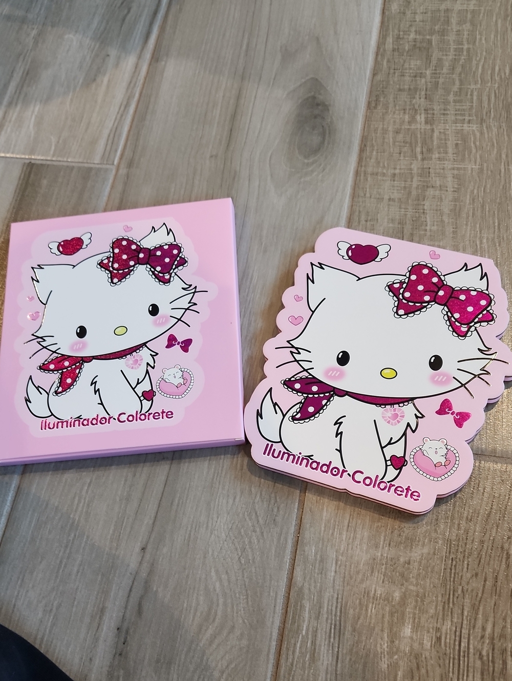 NWT Highlighter & Blush Palette